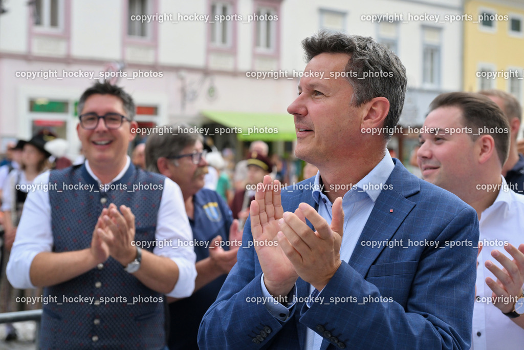 Empfang Heiko Gigler in Gmünd | Kärntner Landesrat Daniel Fellner, Empfang Heiko Gigler in Gmünd, Empfang Heiko Gigler in Gmünd am 14.08.2024 in Gmünd (Hauptplatz Gmünd), Austria, (Photo by Bernd Stefan)
