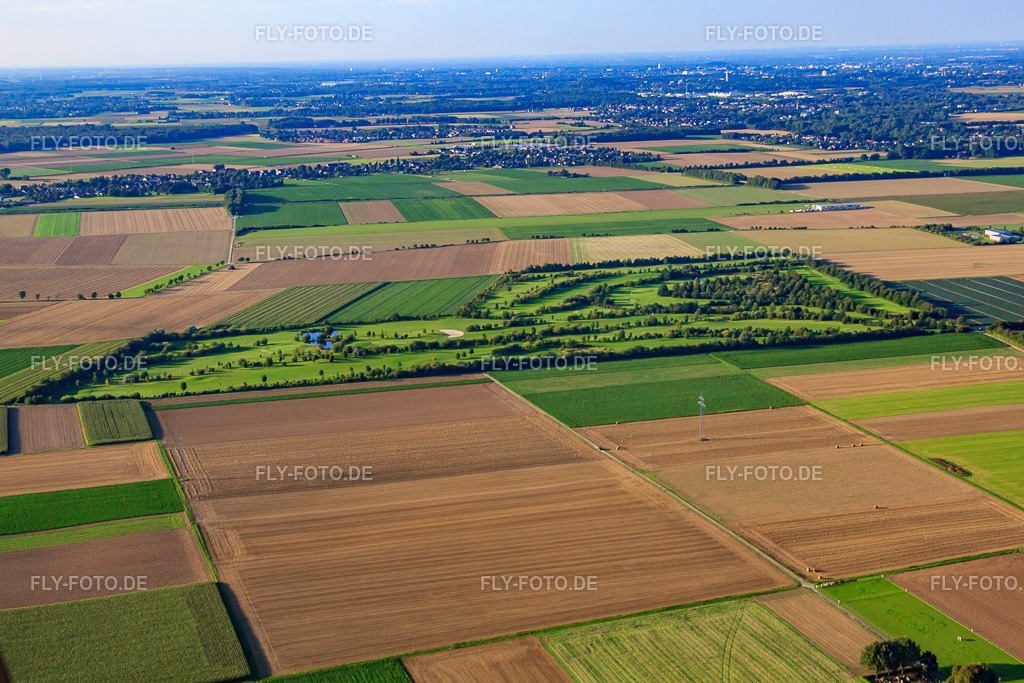 Golfclub Mönchengladbach-Wanlo e.V. http://www.golfclub-mg.de/ | Luftbild: Golfclub Mönchengladbach-Wanlo e.V. http://www.golfclub-mg.de/ im Ortsteil Wanlo in Mönchengladbach im Bundesland Nordrhein-Westfalen in Deutschland. Foto: IMG_44706.jpg vom 20.08.2011 durch Werner Riehm/FLY-FOTO.de - Realisiert mit Pictrs.com