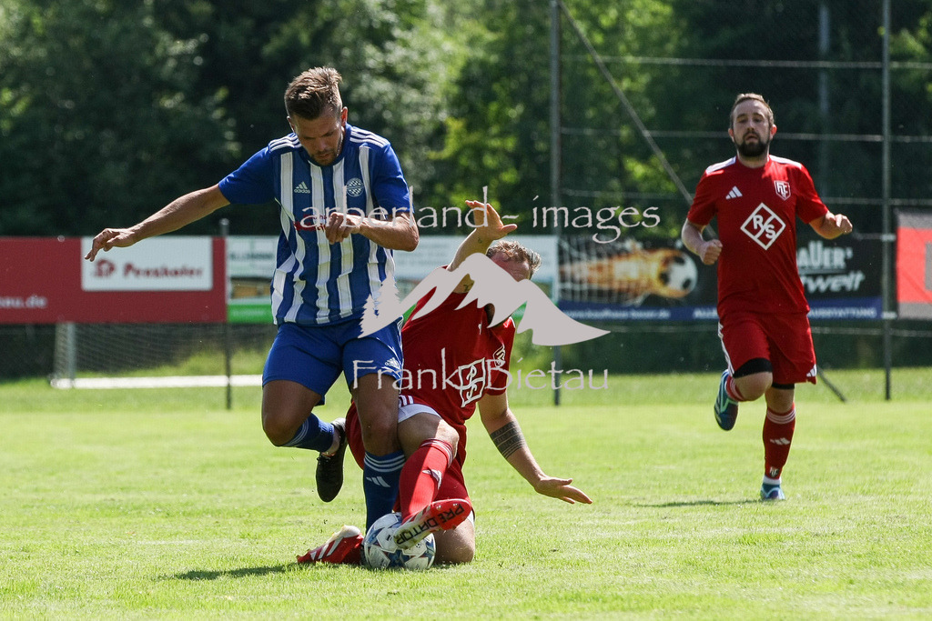 993T8930 | Medien- Sport- Entertainmentfotos