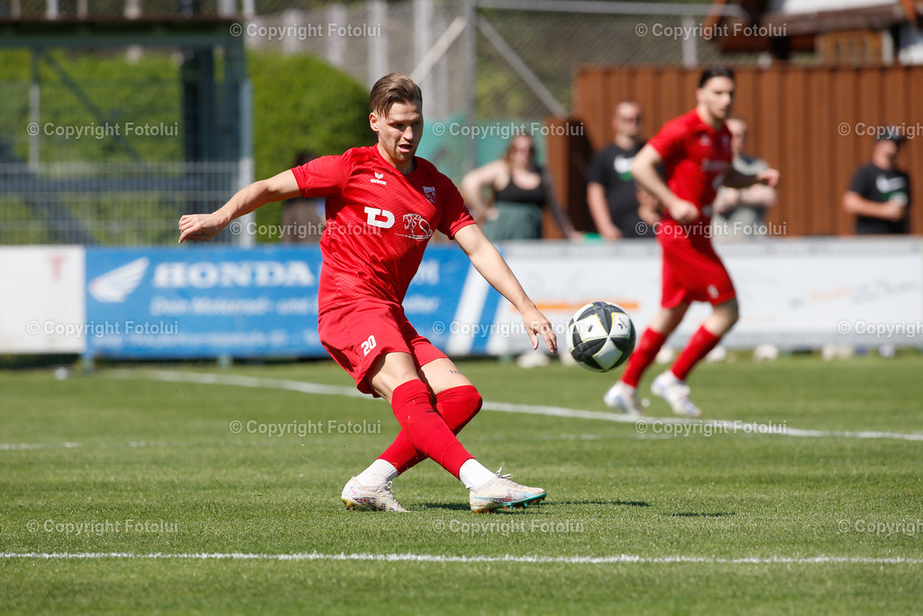 A_LUI_190425_02 | SPORT FUSSBALL LL.OST ASKOE OEDT 1B-SC HOERSCHING 19.4.2025 IM BILD: MICJHAEL LEONHARTSBERGER (OEDT1B) UND (HOERSCHING) FOTO:FOTOLUI