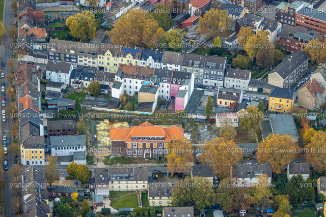 Gelsenkirchen231102853 | Luftbild, Glückaufschule-Ückendorf mit Baustelle, Wohngebiet umgeben von herbstlichen Laubbäumen, Ückendorf, Gelsenkirchen, Ruhrgebiet, Nordrhein-Westfalen, Deutschland
