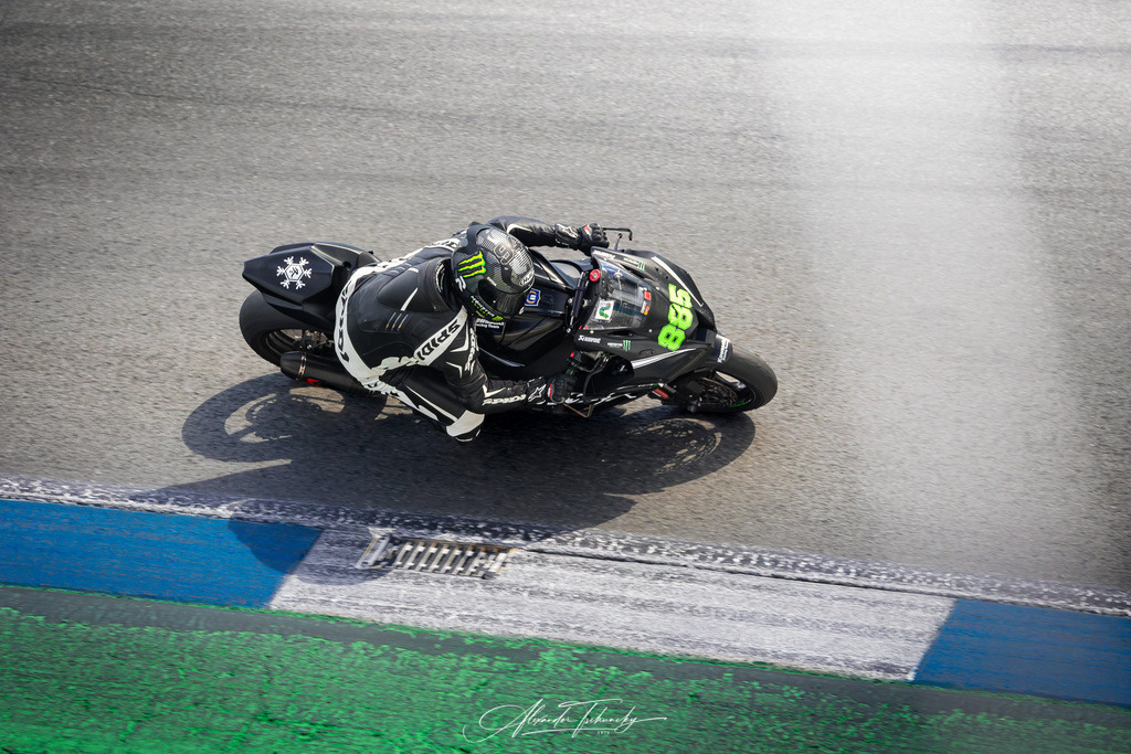Ducati Trackday Hockenheimring 2026 | Entdecken Sie die faszinierende Welt von Alexander Tschuncky Arts: Kreative Fotografie, atemberaubende Automobilkunst und hochwertiger Bilderdruck. Lassen Sie sich inspirieren! - Realisiert mit Pictrs.com