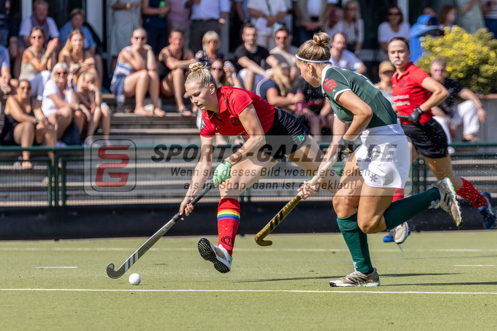 MJ_2023-09-10_F_CR-UHTC-5 | Anneke Maertens (Club Raffelberg #15), Club Raffelberg - Uhlenhorst Mülheim am 10.9.2023 in der Sportanlage Club Raffelberg, Duisburg