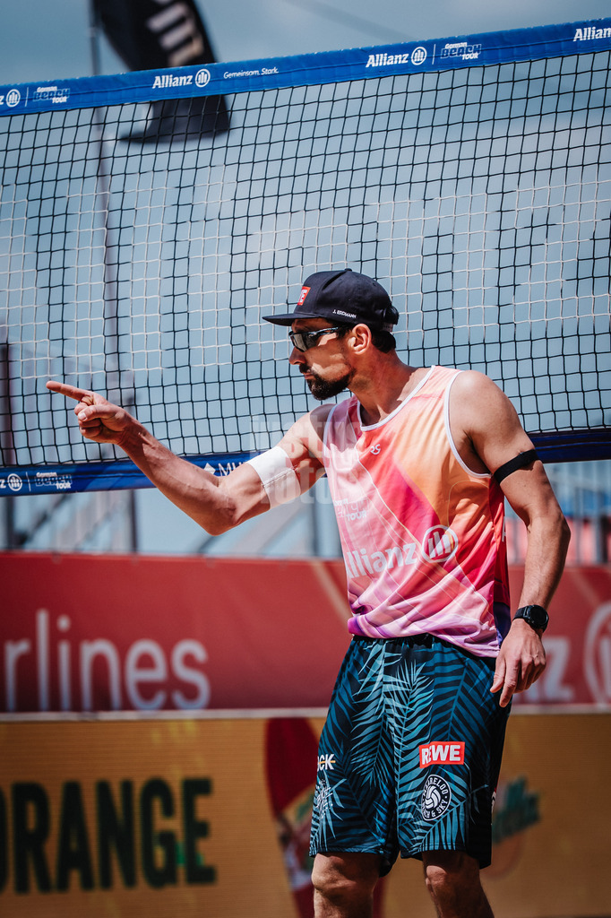 Beachvolleyball | Männer | Allianz German Beach Tour 2025 | Tourstop Düsseldorf | 15.05.2025 | Jonathan Erdmann jubel