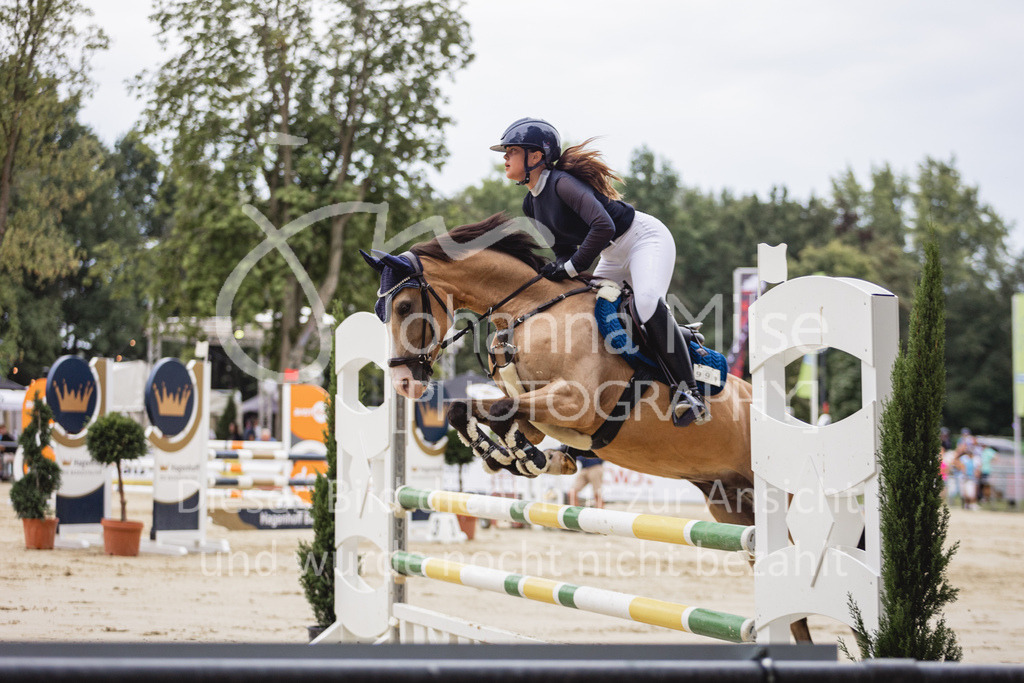 230824_Delbrueck_PonyTrophy-265 | Deine schönsten Turniermomente als professionelle Fotos! Entdecke hochwertige Pferdesport-Fotografie im Online-Shop. Jetzt Fotos finden & bestellen!