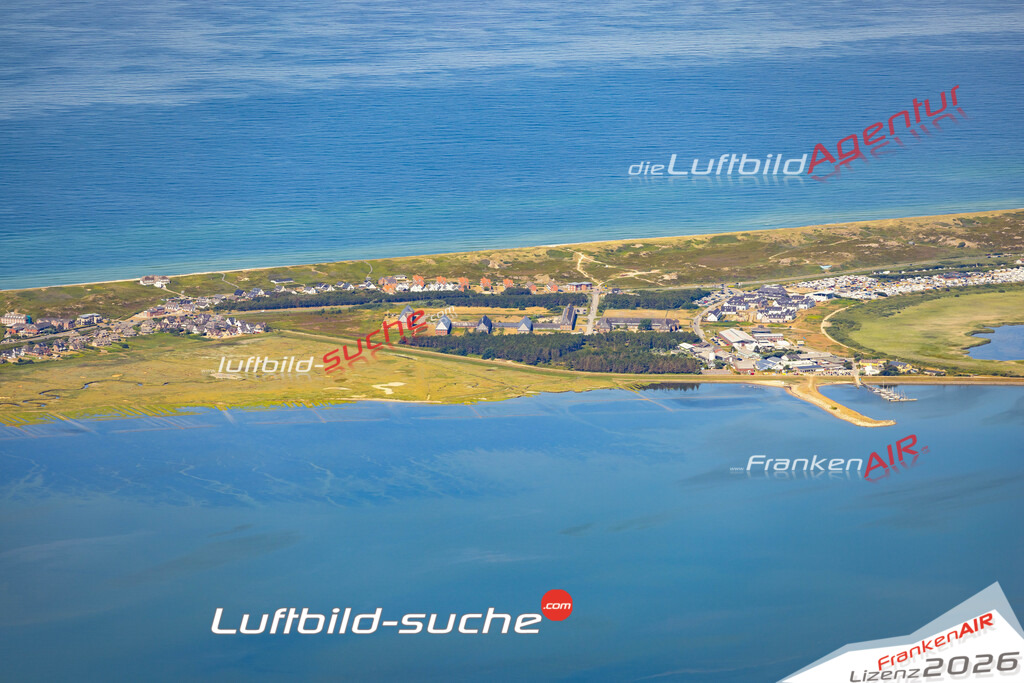 Die Luftaufnahme Rantum - Sylt wurde 2022 vom Flugzeug aus (keine Drohne) erstellt. Hohe Auflösung -für große Poster und Wandbilder geeignet - Garantiert!