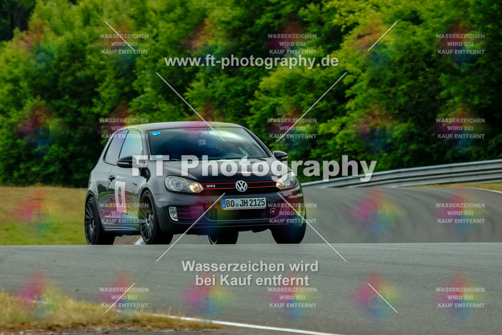 _GTS5172 | Hier findet Ihr Bilder von Touristenfahrten auf der Nürburgring Nordschleife oder von anderen Veranstaltungen die ich besucht habe. Viel Spass beim Durch Schauen 
