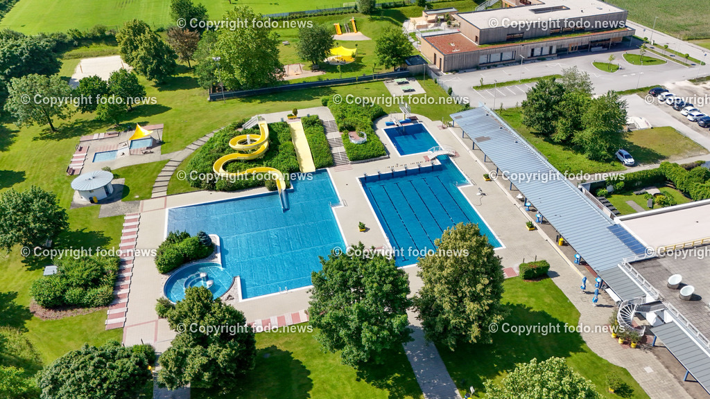 Vitalwelt Freibad Perg_ 05.06.2024-21 | 05.06.2024, Perg, AUT, Vitalwelt Perg, im Bild Freibad, Schwimmbecken, Sprungturm, Rutsche, Drohne