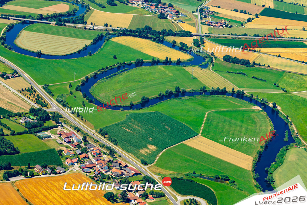 Die Luftaufnahme Schlondorf - Cham wurde 2022 vom Flugzeug aus (keine Drohne) erstellt. Hohe Auflösung -für große Poster und Wandbilder geeignet - Garantiert!