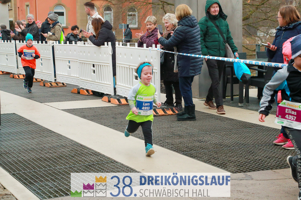 400m AOK Junior Cup | 3 Koenigslauf 2024 400m AOK Junior Cup - Realisiert mit Pictrs.com
