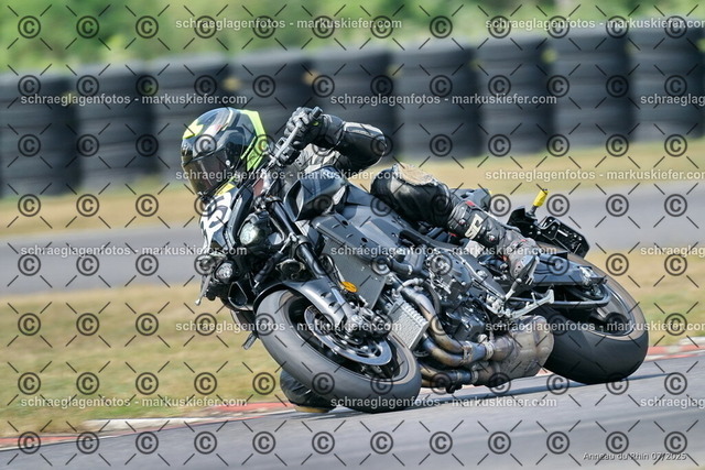 25bt04-1890 | markuskiefer.com - Realisiert mit Pictrs.com