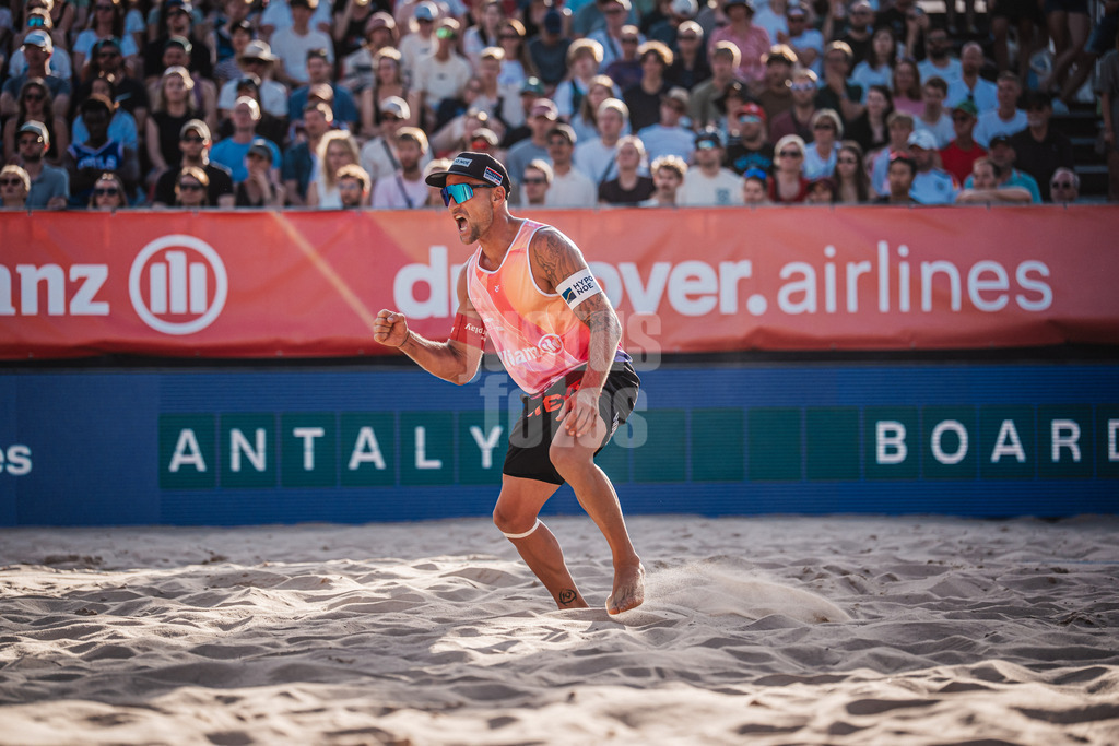 Beachvolleyball | Männer | Allianz German Beach Tour 2025 | Tourstop Berlin | 17.08.2025 | Alexander Horst jubelt