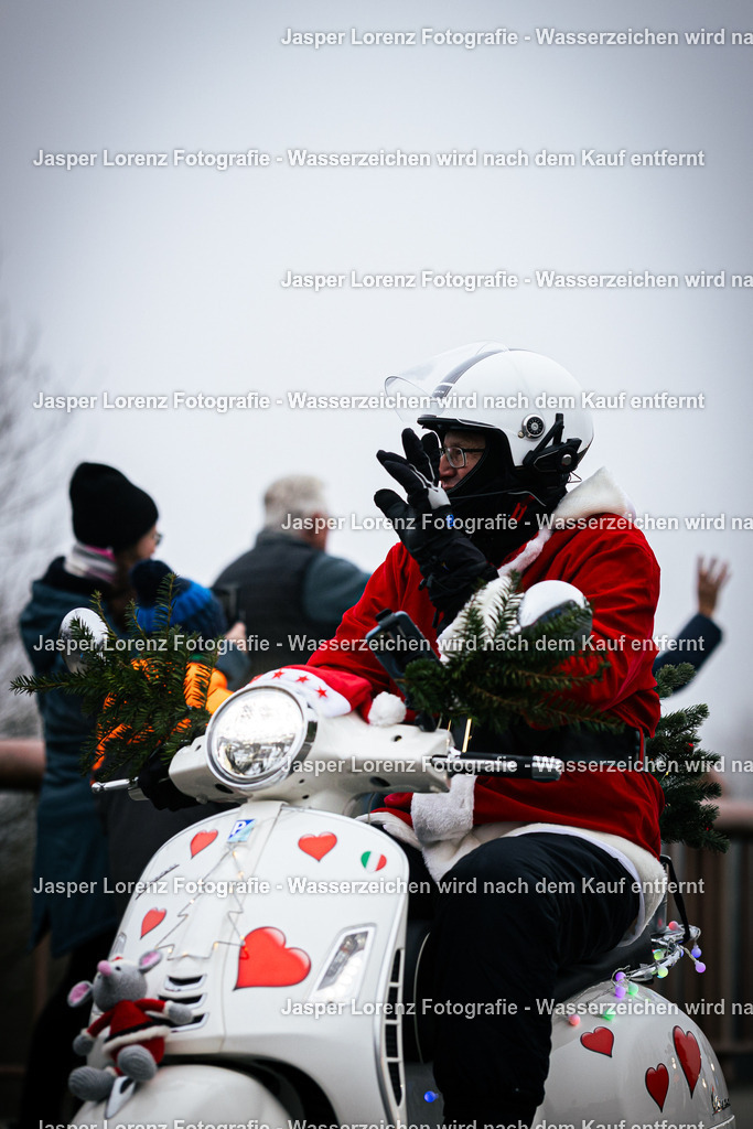X-Mas Ride I Kiel I 2025 | Jasper Lorenz Fotografie - Realisiert mit Pictrs.com