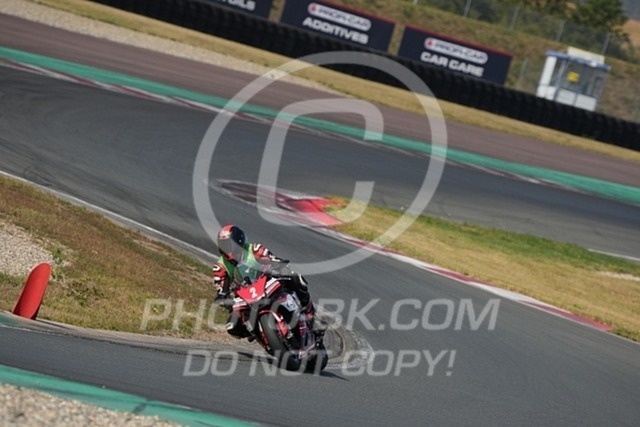 2024_09_05_PBK_14724 | Sportfotografie; SlowMotion; Video; Rennstrecke; Hafeneger; Speer; Racing; RSE; BMW; CBO; Trackday; Motorsportarena; Hockenheimring; Brno; Most; Barcelona; Valencia