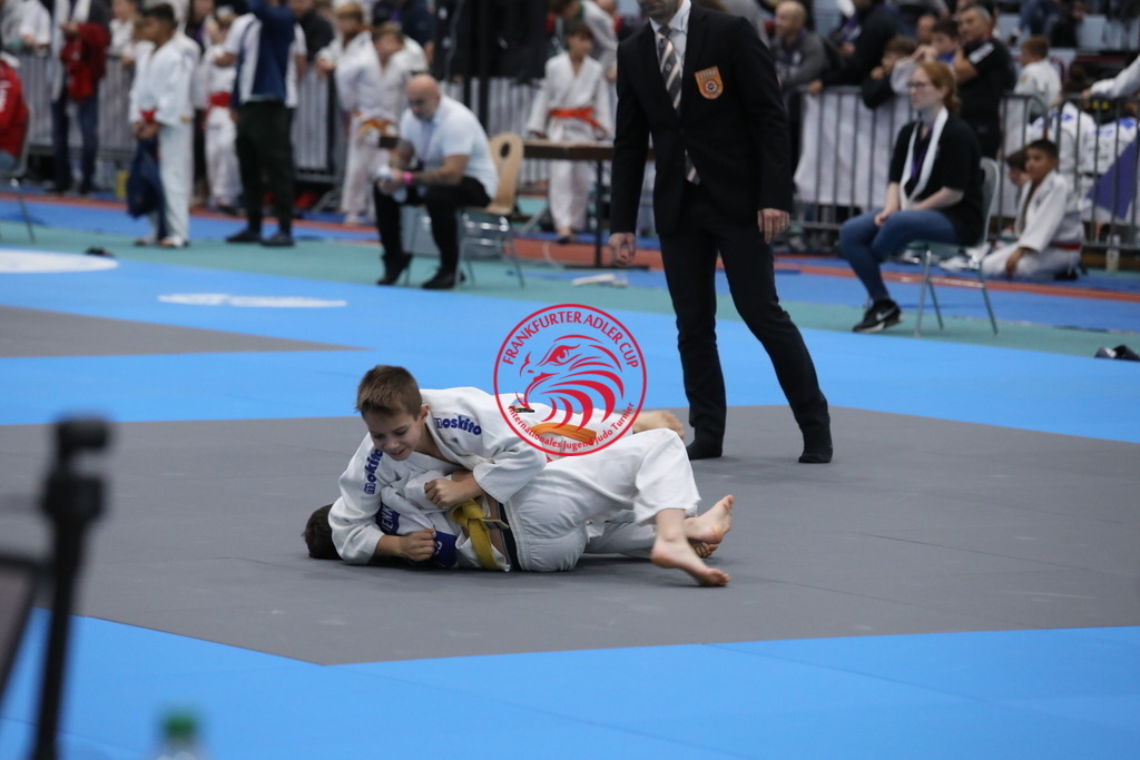 1J7A3168 | Fotos vom Adler Cup - Pictures from Adler Cup

Hier findet Ihr alle Eindrücke und großen Momente der Adler Cup Wochenenden. Here you will find all impressions and great moments of the Adler Cup weekends. - Realisiert mit Pictrs.com