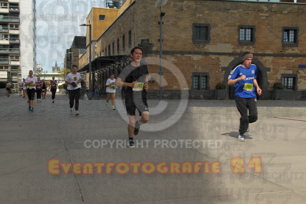 250920_1333_EV4_6044 | Sportfotografie im Rhein-Sieg Kreis, Köln, Bonn, NRW, Rheinland Pfalz, Hessen, etc. Unser Tätigkeitsfeld umfasst den Laufsport vom Volkslauf über den Marathon, Duathlon, Triathon bis zum Ultralauf wie Kölnpfad Ultra oder Schindertrail.