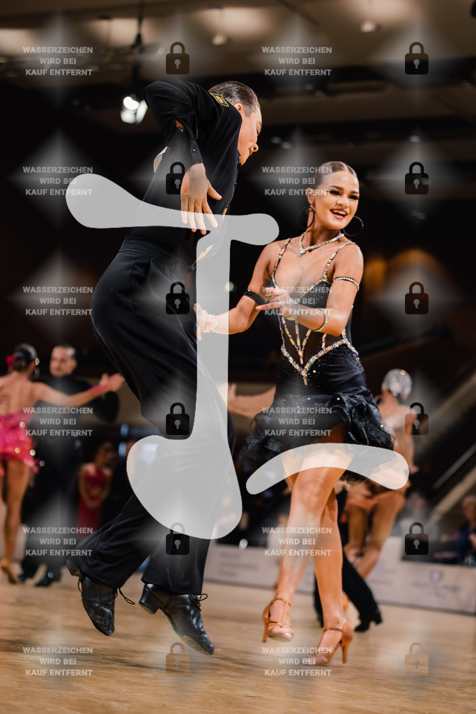 Goldstadtpokal 2025 - WDSF World Open Latin 37th (42) Tom Luca Mehrländer _ Ilona Manakova (TSC Brühl im BTV 1879)-2025-01-25-5024 | Webshop for digital downloads and prints of dance sport, event & show photographer Julian Link - Realisiert mit Pictrs.com