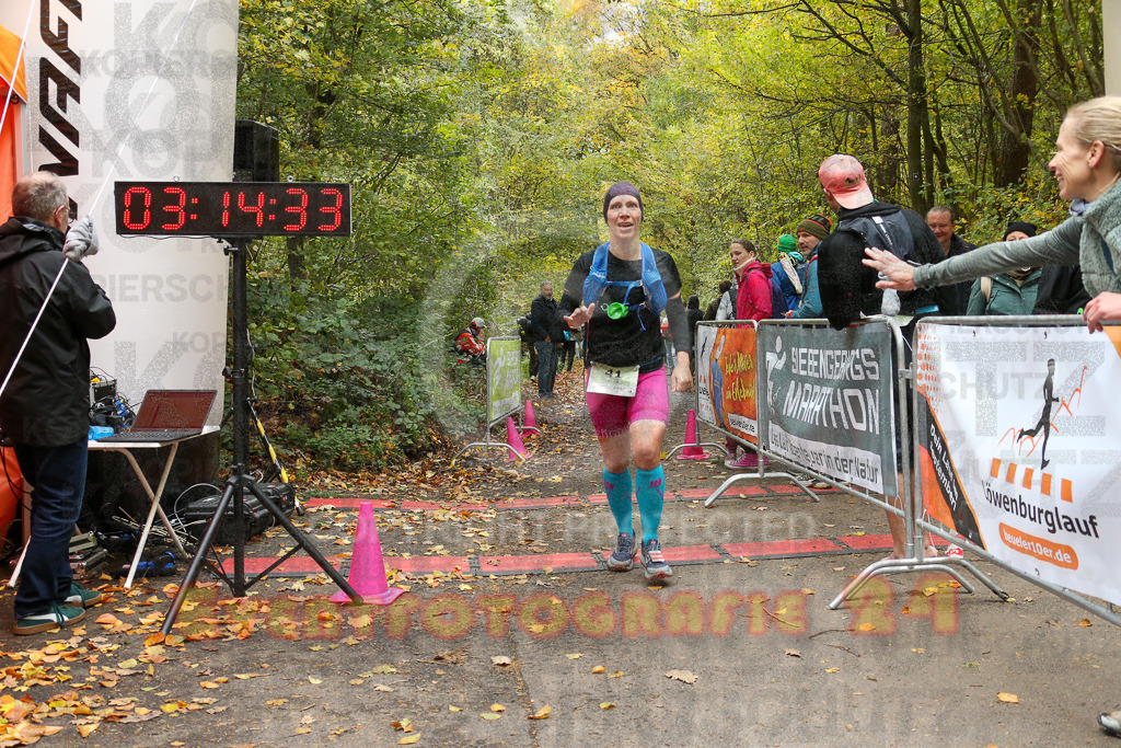 251026_1316_EX1_3036 | Sportfotografie im Rhein-Sieg Kreis, Köln, Bonn, NRW, Rheinland Pfalz, Hessen, etc. Unser Tätigkeitsfeld umfasst den Laufsport vom Volkslauf über den Marathon, Duathlon, Triathon bis zum Ultralauf wie Kölnpfad Ultra oder Schindertrail.