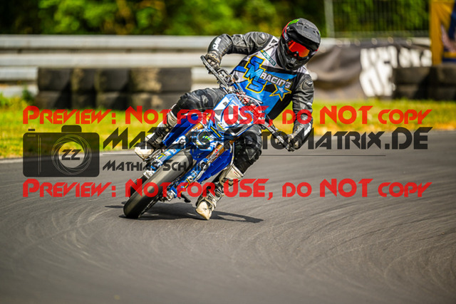 MaZZes_FotoMatrix_230701_9235 | UE40