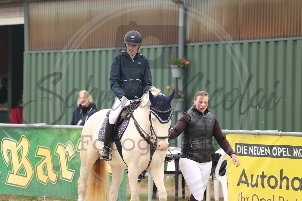 994A8242 | sabrinanicolaifotografie - Realisiert mit Pictrs.com