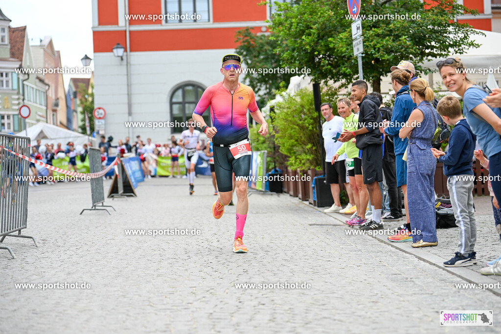 SZI_6061 | Stadttriathlon Erding 2025. #yourpictrs #sportshot_your_pictrs @Sportshotphotography #stadttriathlonerding Copyright: www.sportshot.de