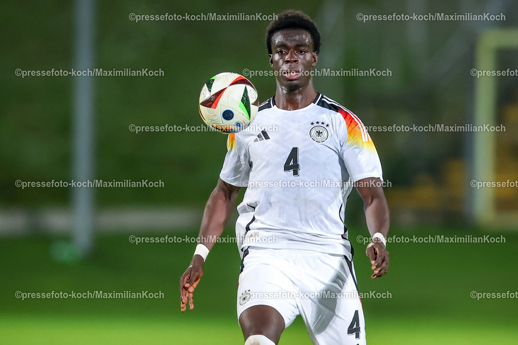 WUP14102402151 | 14.10.2024, Fußball, U20 Länderspiel Deutschland - Ghana, Stadion am Zoo, Wuppertal, Saison 2024 2025: Joshua Quarshie (GER #4)