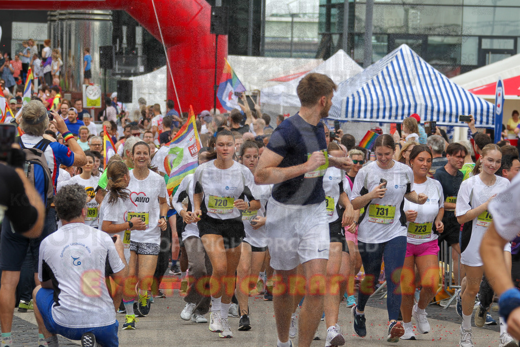 250920_1300_EV4_4992 | Sportfotografie im Rhein-Sieg Kreis, Köln, Bonn, NRW, Rheinland Pfalz, Hessen, etc. Unser Tätigkeitsfeld umfasst den Laufsport vom Volkslauf über den Marathon, Duathlon, Triathon bis zum Ultralauf wie Kölnpfad Ultra oder Schindertrail.