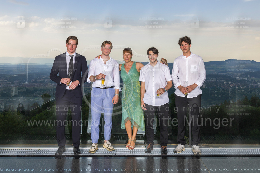 FeusiDiplomfeier_R5OO3044 (1) | Brigitte Münger / bmsportphotography - Realisiert mit Pictrs.com