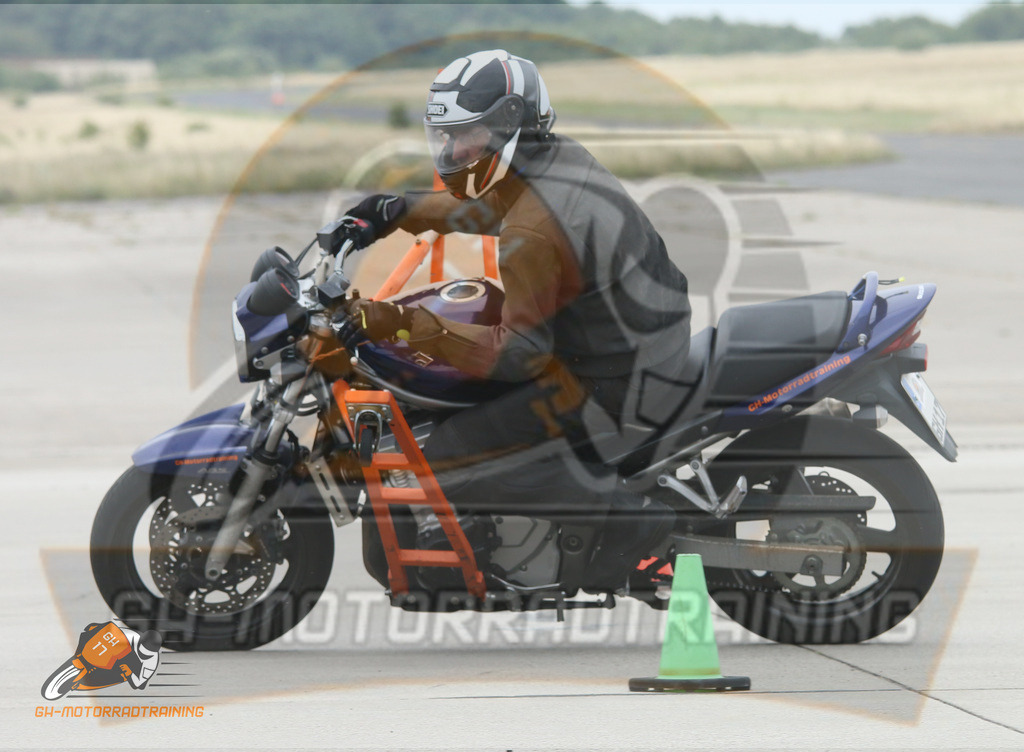 IMG_1826 | gh-motorradtraining-foto.de - Realisiert mit Pictrs.com