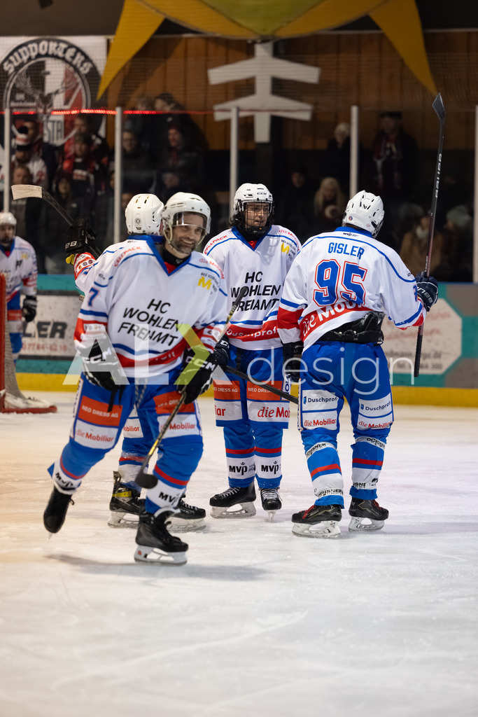 Eishockey I Herren I Saison 2025-2026 I Regio League | 3. Liga Regular Season Gr. 1 ZS | Men I 17. Spieltag I EHC Herrischried - HC Wohlen Freiamt I 01.02.2026 | Hochwertige Sportfotos kaufen & lizenzieren für Medien, Vereine, Agenturen & Sportler:innen. Entdecke professionelle Sportfotografie im Bildshop von Alexander Franzen. - Realisiert mit Pictrs.com