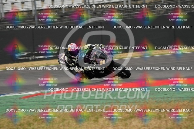 2025_07_15_PBK_21592 | Sportfotografie; SlowMotion; Video; Rennstrecke; Hafeneger; Speer; Racing; RSE; BMW; CBO; Trackday; Motorsportarena; Hockenheimring; Brno; Most; Barcelona; Valencia