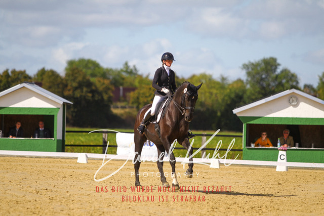 DKP45343 | Turniersportfotografie; Pferdefotografie; Dressurfotografie