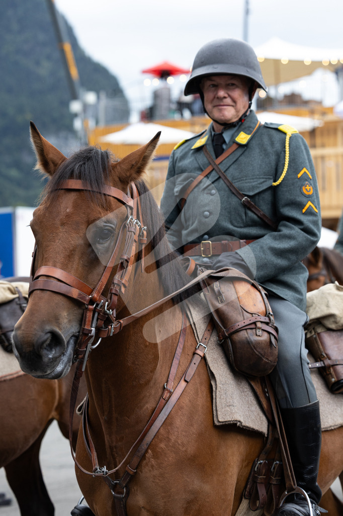 ESAF2025_Freitag_4120 | Die Schwinger des Schwyzer Kantonalen Schwingerverbandes: Fotos, die Dynamik und Leidenschaft festhalten, sowie emotionale Momente aus dem traditionellen Schwingsport zeigen. - Realisiert mit Pictrs.com