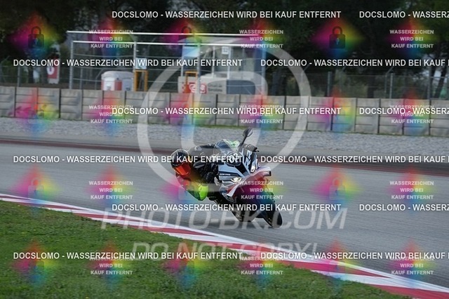 2025_10_23_PBK_32606 | Sportfotografie; SlowMotion; Video; Rennstrecke; Hafeneger; Speer; Racing; RSE; BMW; CBO; Trackday; Motorsportarena; Hockenheimring; Brno; Most; Barcelona; Valencia