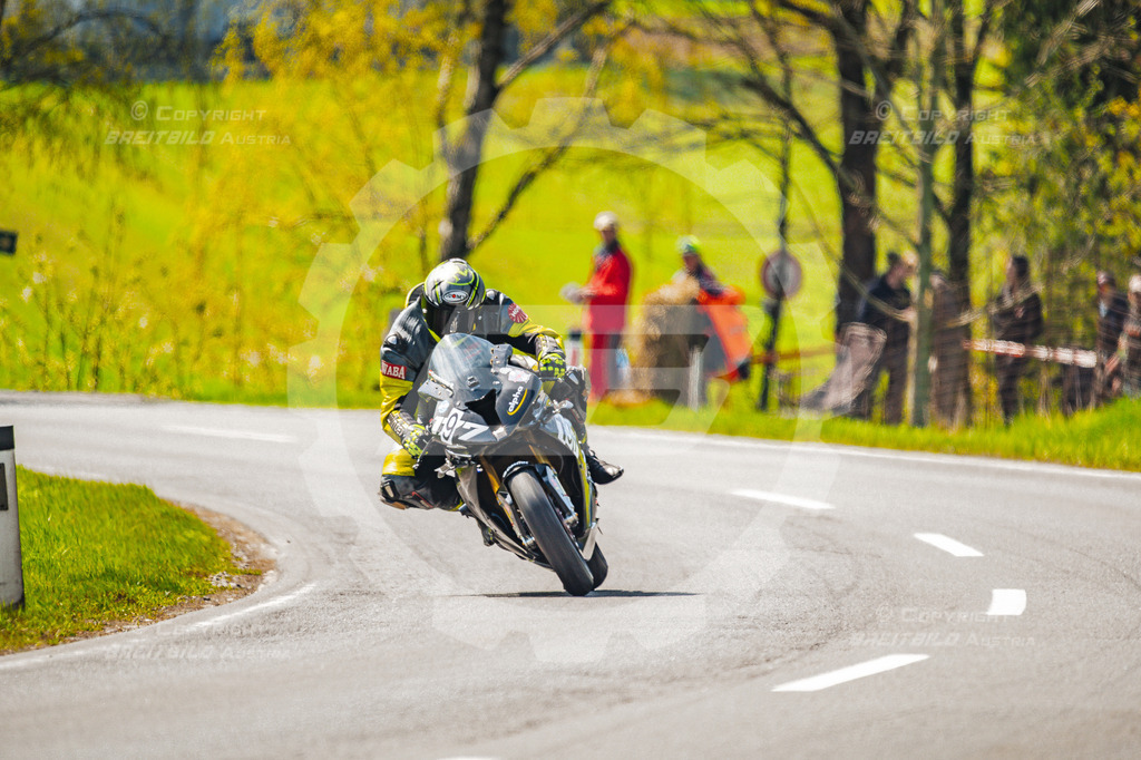 0736 - Bergrennen Landshaag2026 | BREITBILD Austria Webshop

Finde Fotos von: Breitbild, Breitbild Austria, Landshaag, Europeanbikers, KTM, BMW, Bergrennen, Bikeporn, Carporn, Bikes, Cars, Fotografie, Oberösterreich, Österreich, Berufsfotograf, Motorradteile Ganster, Julbach, Pannoniari - Realisiert mit Pictrs.com
