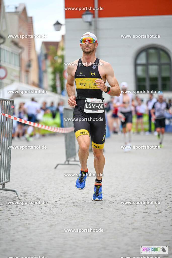 SZI_6023 | Stadttriathlon Erding 2025. #yourpictrs #sportshot_your_pictrs @Sportshotphotography #stadttriathlonerding Copyright: www.sportshot.de