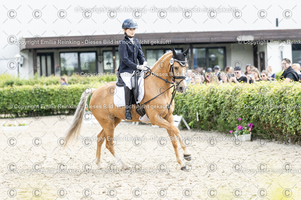 CL5A8975 | Emilia Reinking Fotografie - Realisiert mit Pictrs.com