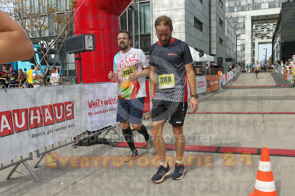 250920_1328_EX1_4821 | Sportfotografie im Rhein-Sieg Kreis, Köln, Bonn, NRW, Rheinland Pfalz, Hessen, etc. Unser Tätigkeitsfeld umfasst den Laufsport vom Volkslauf über den Marathon, Duathlon, Triathon bis zum Ultralauf wie Kölnpfad Ultra oder Schindertrail.