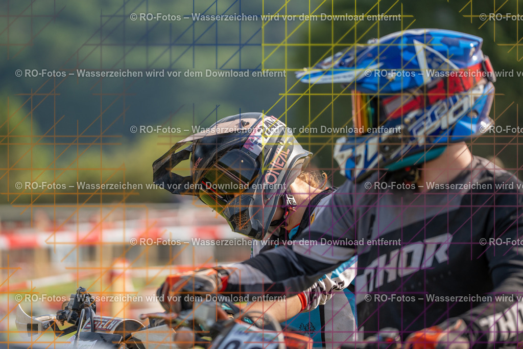Wolfshausen 4 Lauf -209 | Sportfotografie von RO-Fotos: Motorsport, Motocross, Enduro, Laufveranstaltungen und Triathlon. Professionelle Fotos von Sportlern und Events. - Realisiert mit Pictrs.com