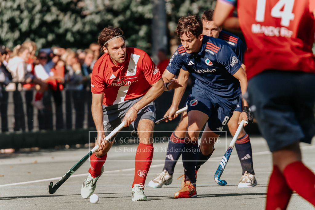 Herren_Bundesliga_06_DCADA-MHC_28.09.25_Hamburg (300 von 417) | lanaschraderfotografie - Realisiert mit Pictrs.com