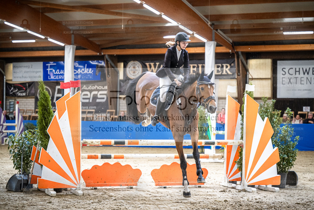 DOS_1928 | Entdecke hochwertige Reitturnierfotos von Foto Oger. Professionell, emotional und authentisch – jetzt Lieblingsmomente im Shop bestellen. - Realisiert mit Pictrs.com