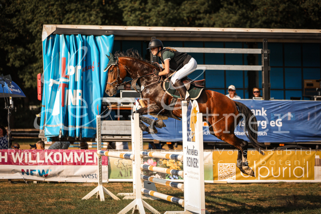 18.FrSpA00034 | Leoni Ertmer Photography - Realisiert mit Pictrs.com