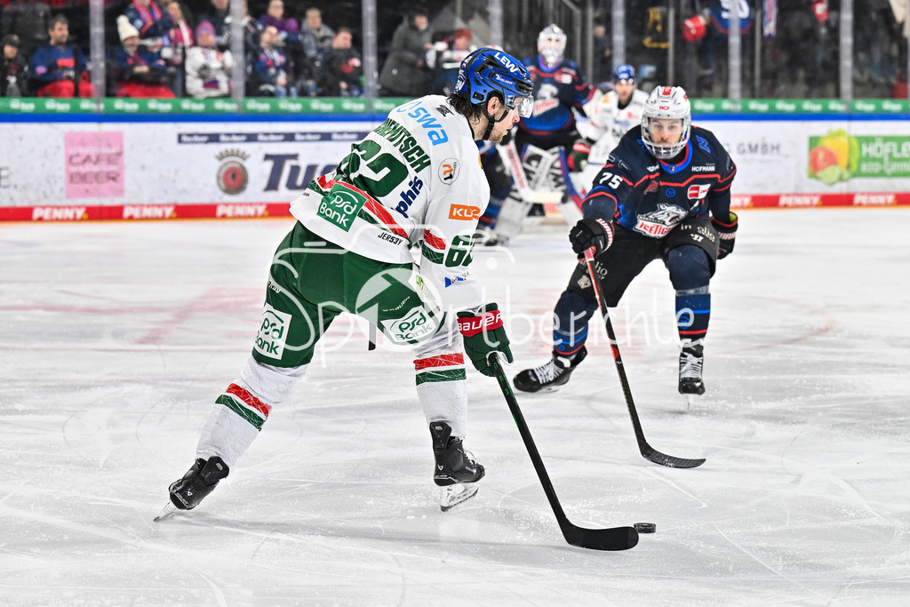 Nürnberg Ice Tigers - Augsburger Panther | NUREMBERG, GERMANY - 23. JANUARY: im Duell Thomas SCHEMITSCH (Augsburger Panther 62) und Samuel Dove-McFALLS (Nürnberg Ice Tigers 75) während dem Match zwischen den Nürnberg Ice Tigers und den Augsburger Panthern am 42. Spieltag der Penny DEL in der PSD Bank Nürnberg Arena