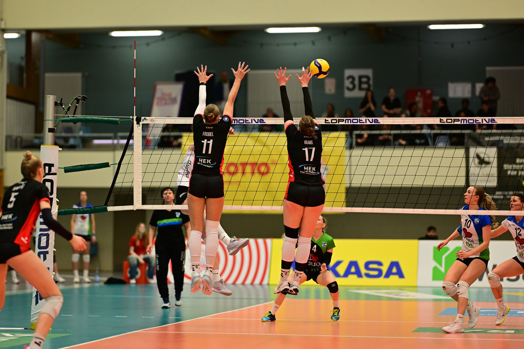 Volleyball I Frauen I Saison 2025-2026 I Bundesliga I Hauptrunde I ETV Hamburger Volksbank Volleys - Skurios Volleys Borken | Der Sportfotograf. - Realisiert mit Pictrs.com