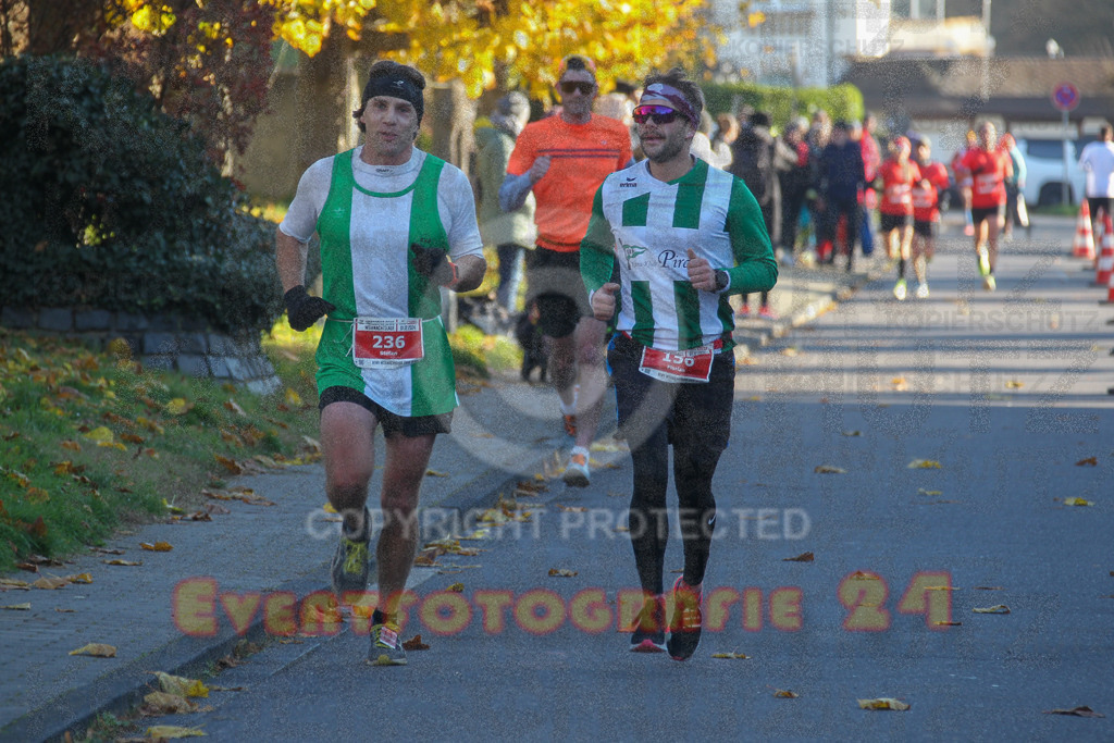 241201_1215_EV4_1979 | Sportfotografie im Rhein-Sieg Kreis, Köln, Bonn, NRW, Rheinland Pfalz, Hessen, etc. Unser Tätigkeitsfeld umfasst den Laufsport vom Volkslauf über den Marathon, Duathlon, Triathon bis zum Ultralauf wie Kölnpfad Ultra oder Schindertrail.