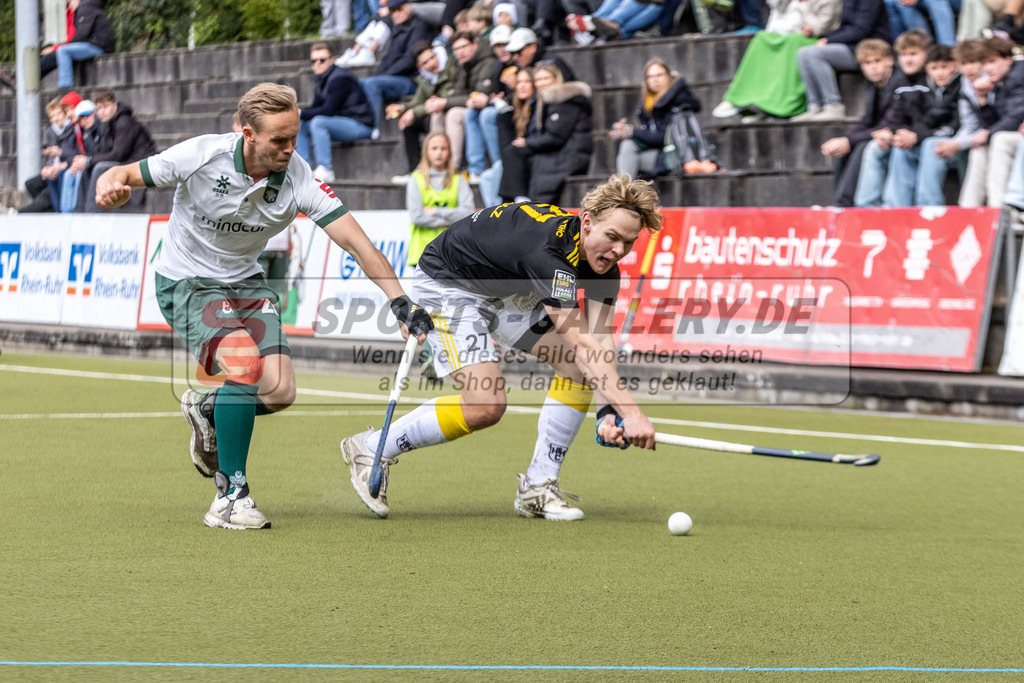 MJ_M_UHTC-HTHC_21.04.2024-9 | Vincent Julius Scholz (Harvestehuder THC #27) & Malte Hellwig (Uhlenhorst Mülheim #29), Uhlenhorst Mülheim - Harvestehuder THC am 21.4.2024 im Waldstadion, Mülheim a. d. Ruhr