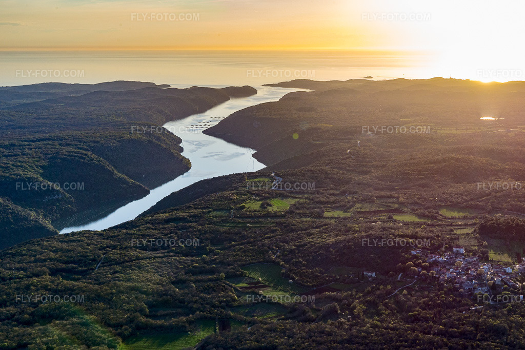 Aerial view: Inlet in the fjord and mountain landscape of the Limski Fjord in Klostar in Istria - Istarska zupanija in Rovinj in the state Gespanschaft Istrien, Croatia.Photo: IMG_106133.jpg taken on 04/13/2018 by Werner Riehm/FLY-FOTO.comResolution of the original: 5316 x 3544 px