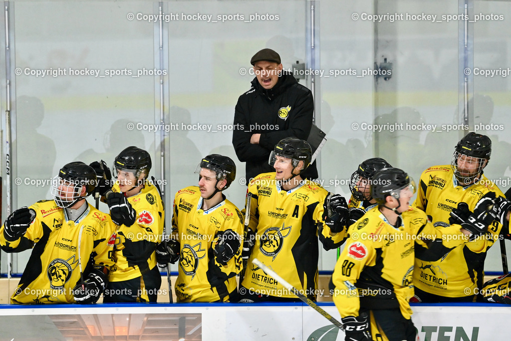 ESC Steindorf vs. EC Hornets Spittal 25.2.2024 | Spielerbank EC Hornets Spittal, Headcoach EC Hornets Spittal ORZETEK Florian, #98 Thalhammer Dominic EC Hornets Spittal, #90 Ogertschnig Joshua EC Hornets Spittal, #22 Thaler Tim EC Hornets Spittal, #16 Nageler Daniel EC Hornets Spittal, #14 Stele Florian EC Hornets Spittal, #9 Essmann Kevin EC Hornets Spittal, #88 Zauchner Daniel EC Hornets Spittal, ESC Steindorf vs. EC Hornets Spittal 25.2.2024, ESC Steindorf vs. EC Hornets Spittal 25.2.2024 am 25.02.2024 in Steindorf (Ossiachersee Halle), Austria, (Photo by Bernd Stefan)