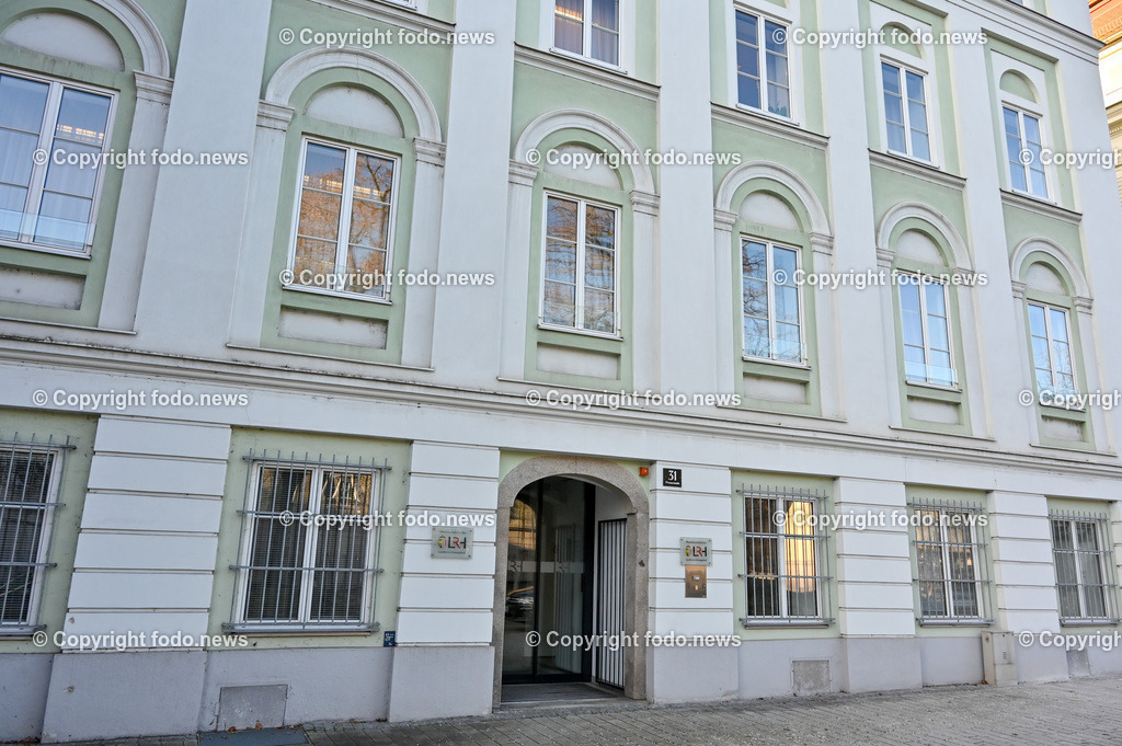 Landesrechnungshof OÖ_ 16.01.2023-6 | 16.01.2023, Linz, AUT, OOE Landesrechnungshof im Bild OOE Landesrechnungshof, Oberoesterreichischer Landesrechnungshof, Schild, Eingang, Gebauede, Haus