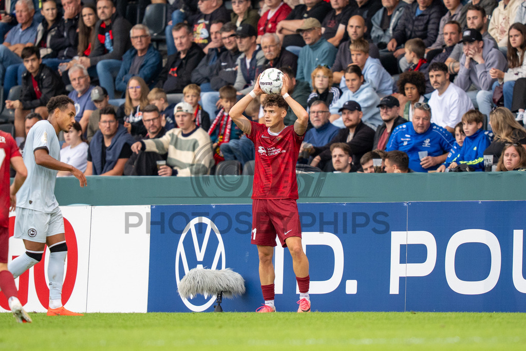 SG Sonnenhof Großaspach vs. Arminia Bielefeld, Fussball, DFB-Pokal, 1. Runde, 22.08.2026 | Luca Molinari (SG Sonnenhof Großaspach, #21),SG Sonnenhof Großaspach vs. Arminia Bielefeld, Fussball, DFB-Pokal, 1. Runde, 22.08.2026,DFB regulations prohibit any use of photographs as image sequences and/or quasi-video